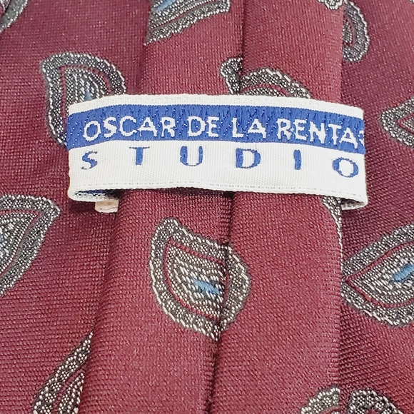 Oscar de la Renta Necktie Burgundy Geometric Pattern Studio Collection 57x3.5" - Picture 3 of 5